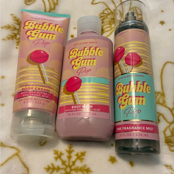 Bath & Body Works Pink Body Retro Collection Fragrance, Body Cream + Wash 🆕 - Picture 3 of 4